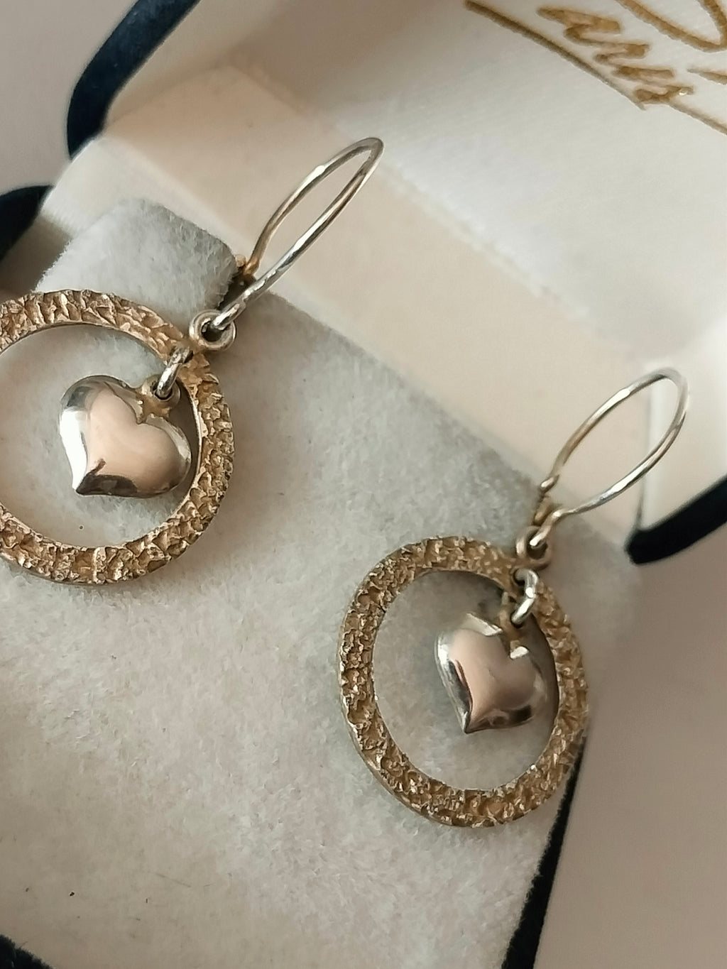 Heart dangle earrings , 830 silver, nice looking