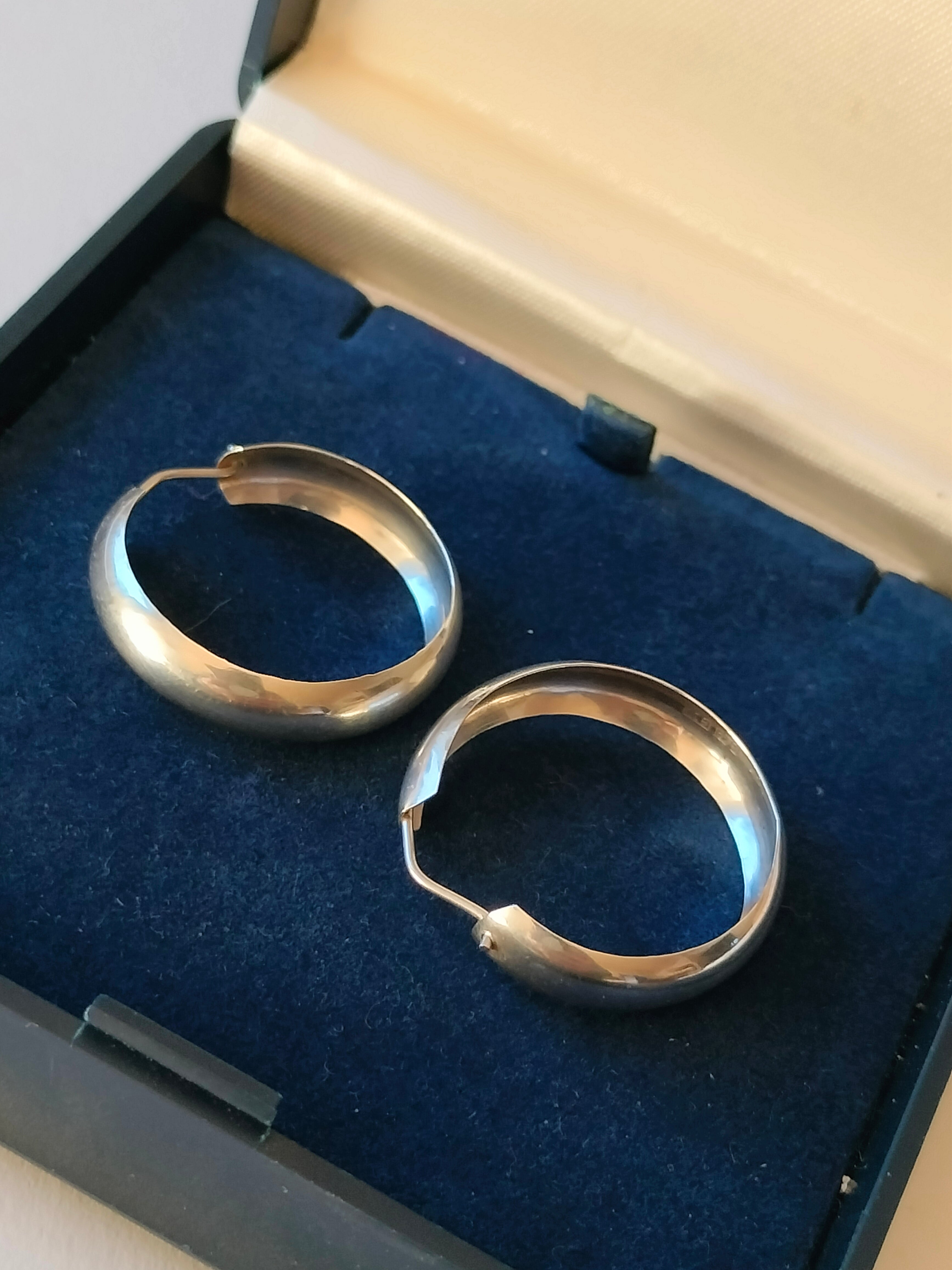 Vintage silver earrings, 23mm, 830 silver, made in Finland