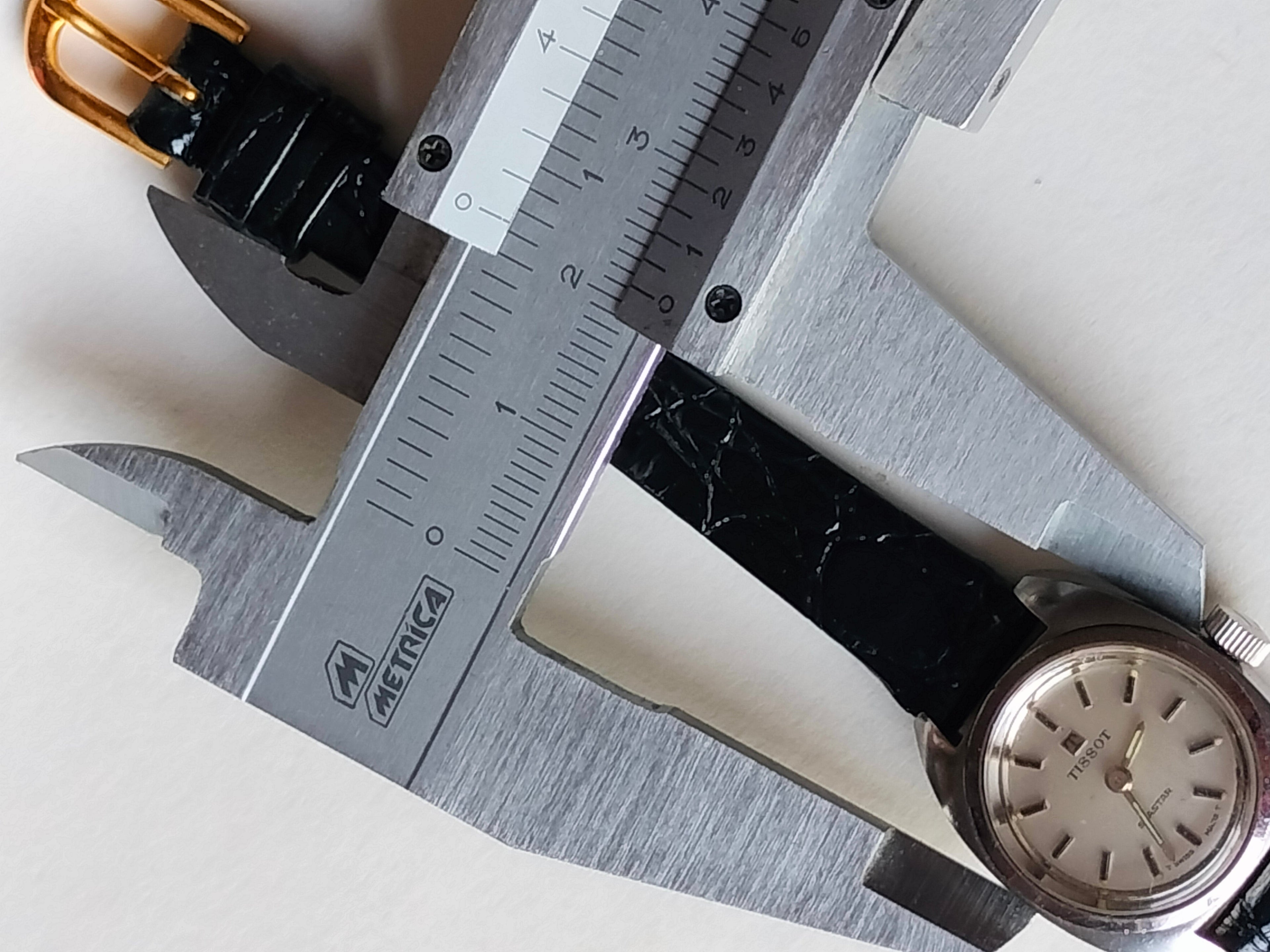 Vintage ladies watch, mechanical, not working, Tissot swiss