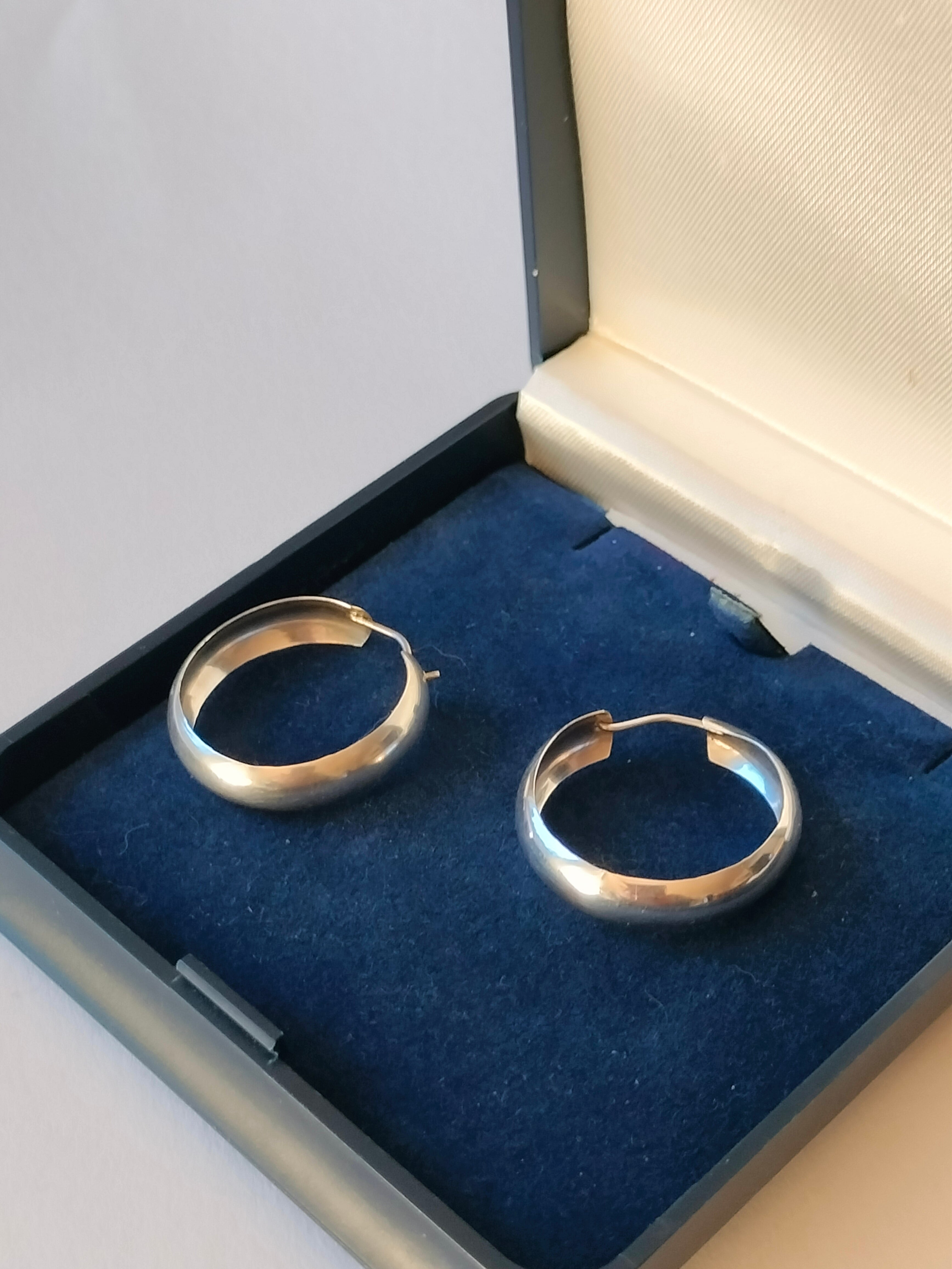 Vintage silver earrings, 23mm, 830 silver, made in Finland