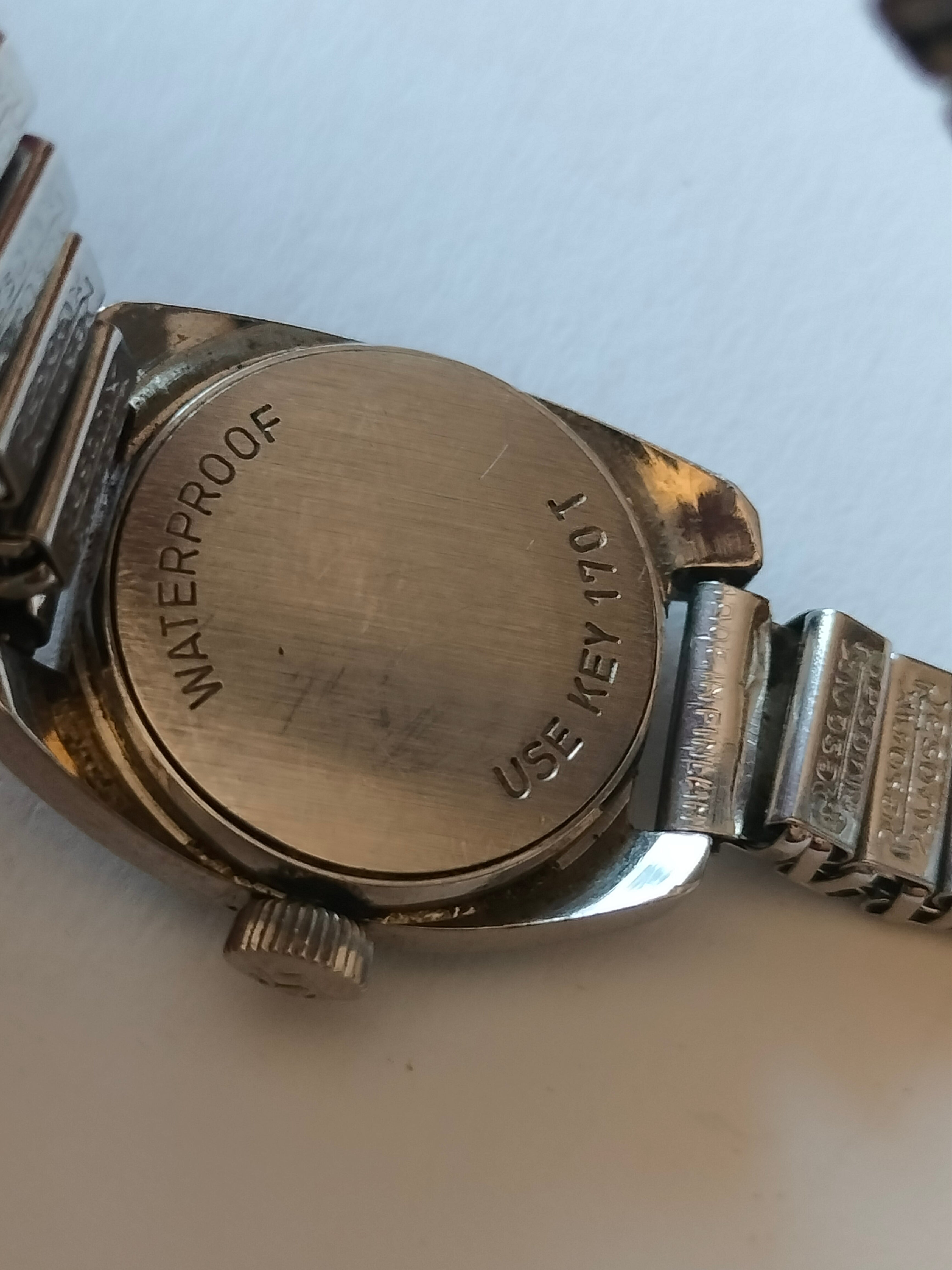 Vintage ladies watch, mechanical, working, 19mm, Tissot swiss